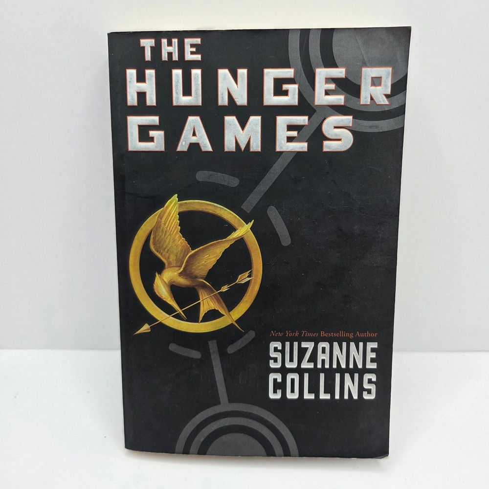 The Hunger Games Paperback Young Adult Black Suzanne Collins